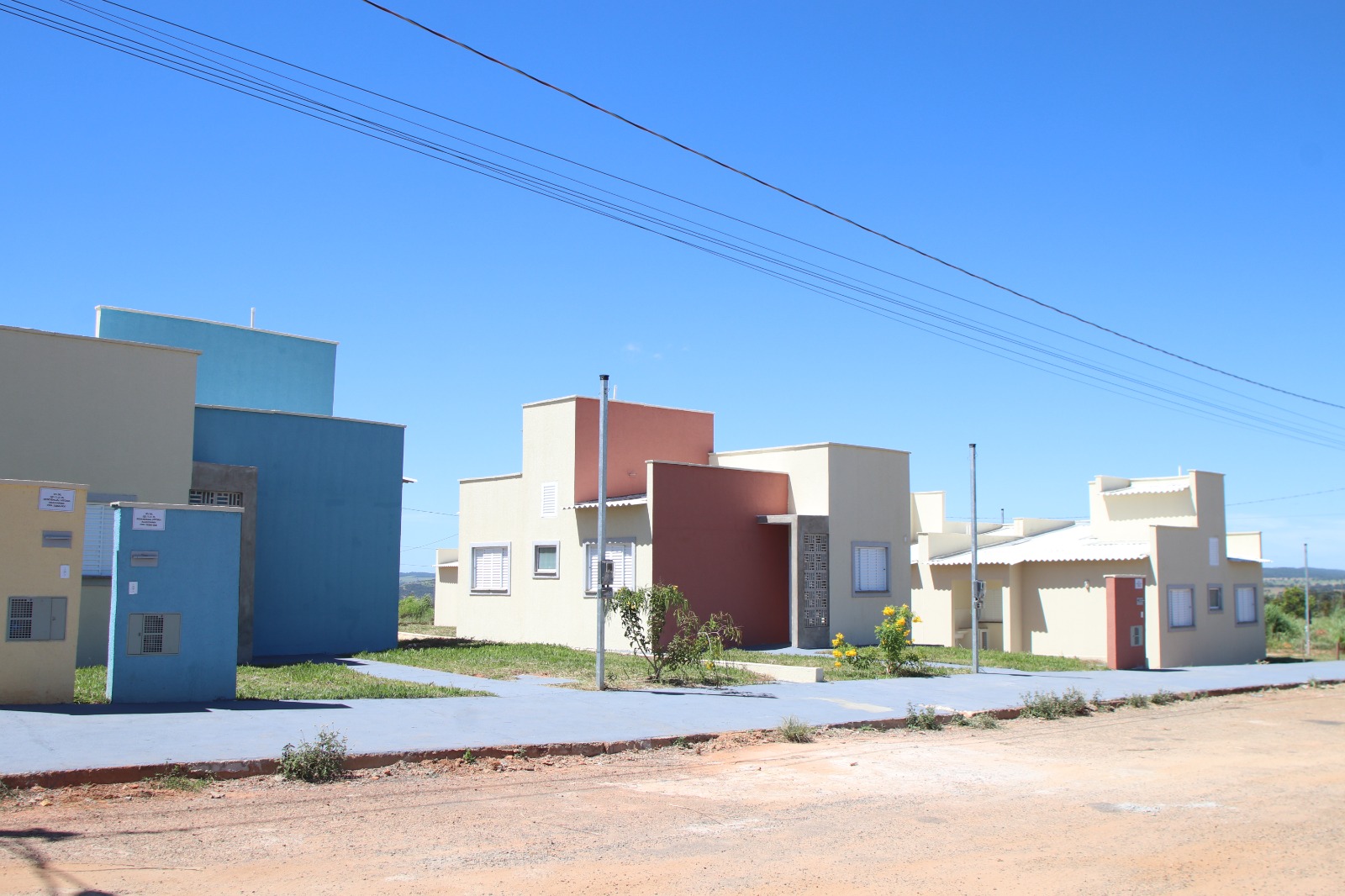 Mais de 4,2 mil casas a custo zero estão em construção em 83 municípios goianos