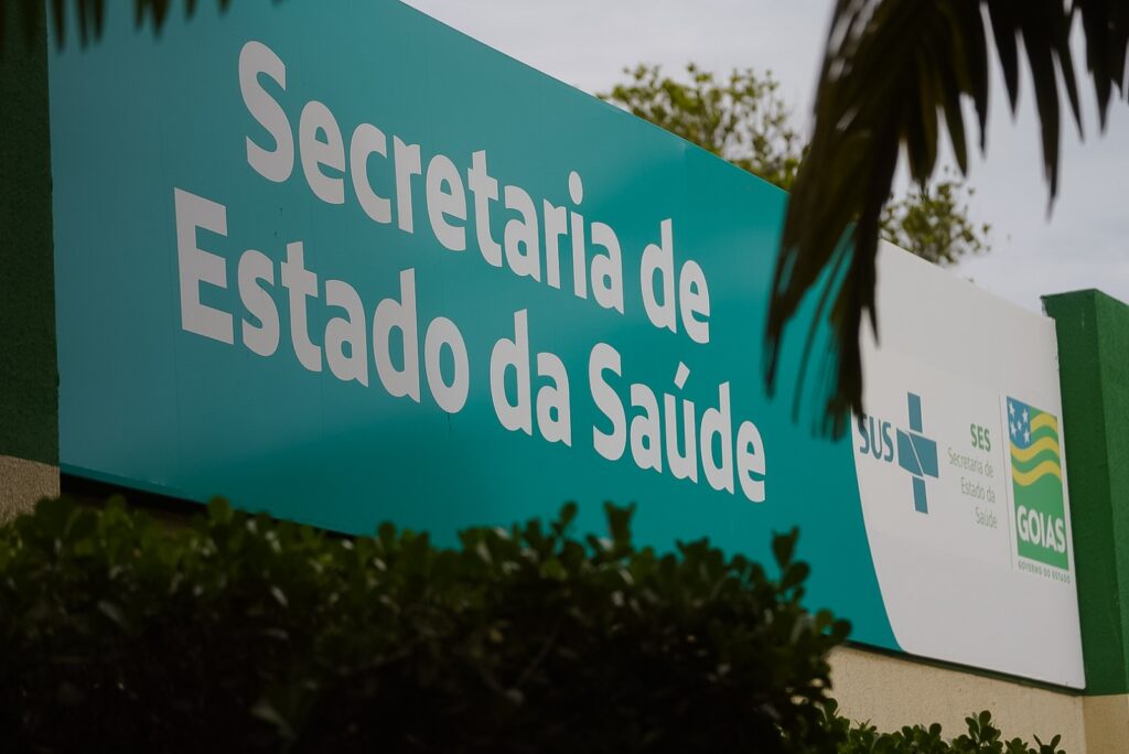 Saúde capacita profissionais sobre manejo clínico da Srag 