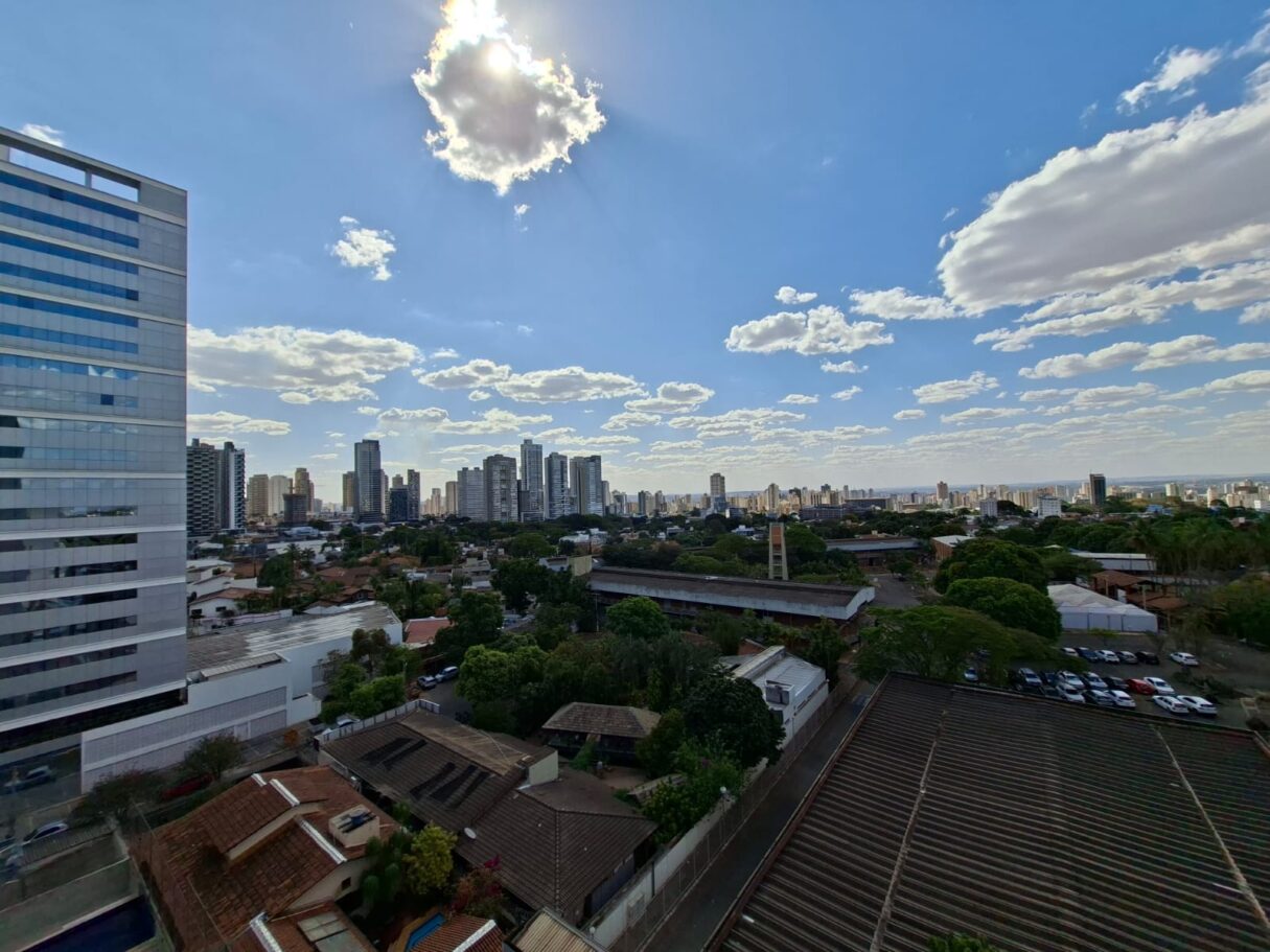 Saúde alerta a população para os riscos à saúde provocados pela baixa umidade relativa do ar, comum durante o período de estiagem no estado, especialmente entre os meses mais secos